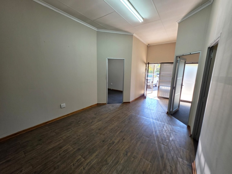 To Let Commercial Property for Rent in Bethlehem Free State